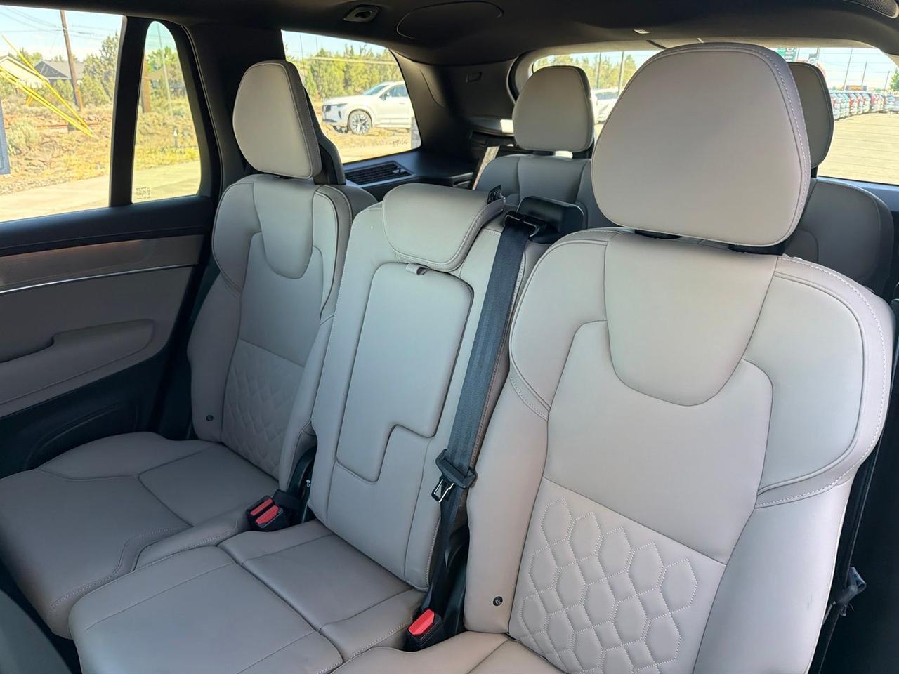 2025 Volvo XC90 B6 Plus 7-Seater Bend OR