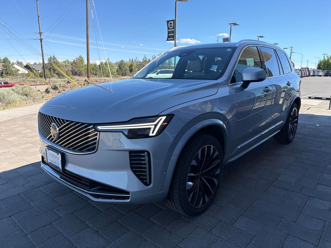 2025 Volvo XC90 B6 Plus 7-Seater Bend OR