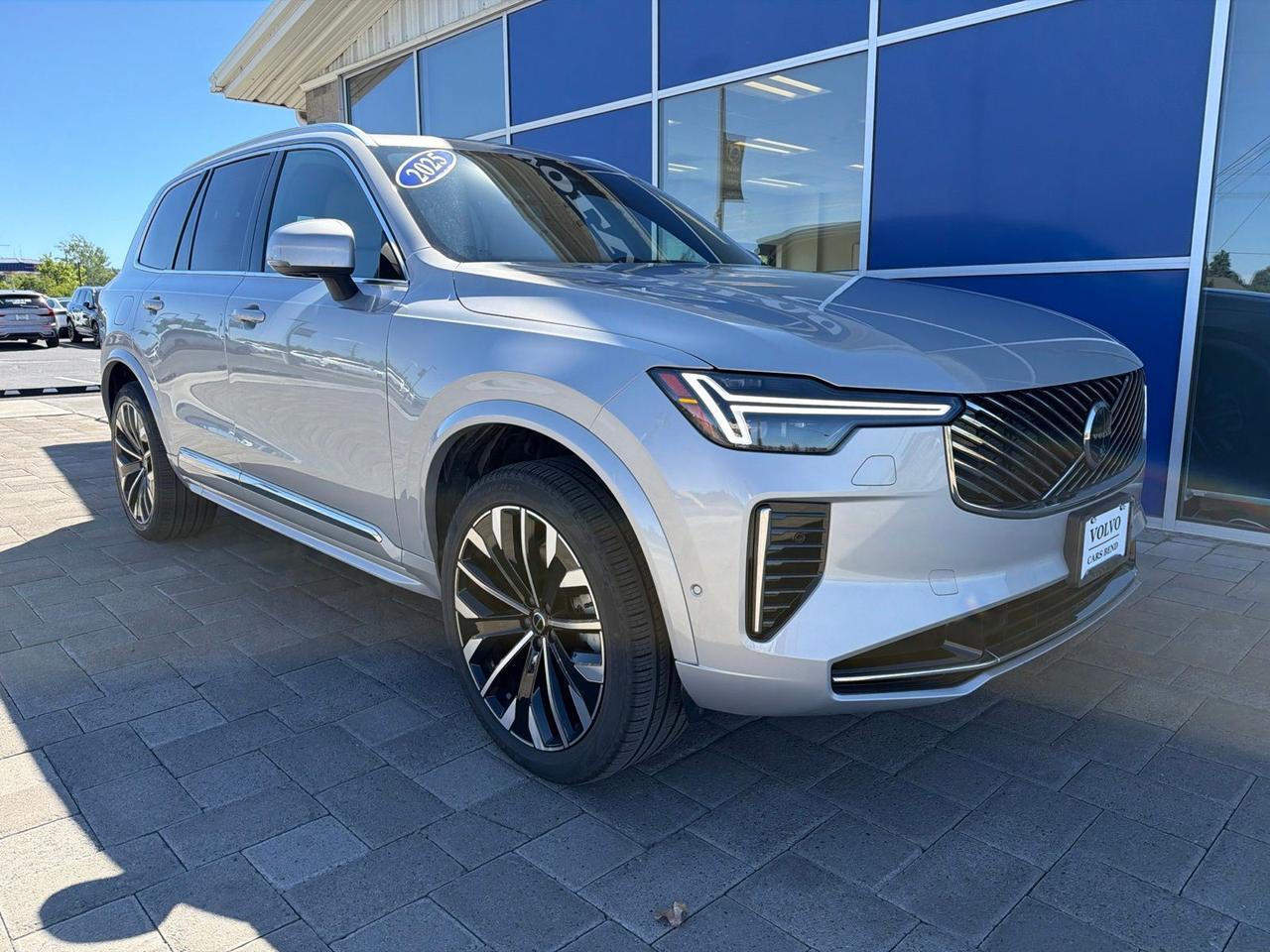 2025 Volvo XC90 B6 Plus 7-Seater Bend OR