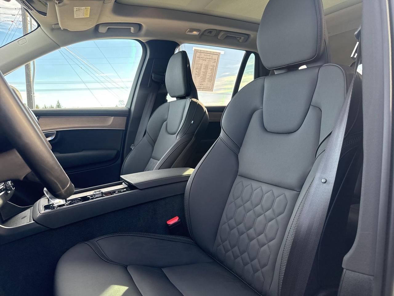 2025 Volvo XC90 B6 Plus 7-Seater Bend OR