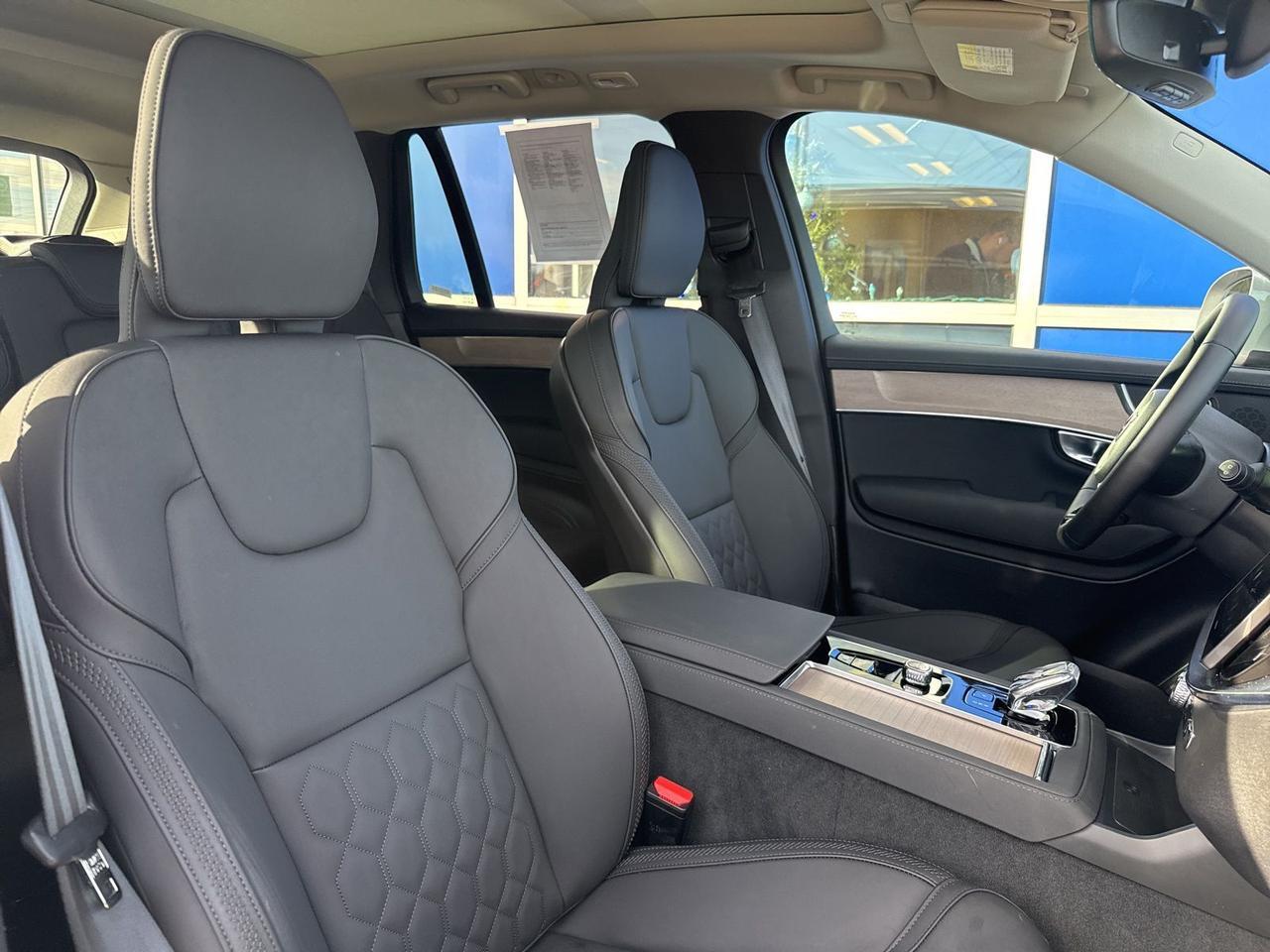 2025 Volvo XC90 B6 Plus 7-Seater Bend OR