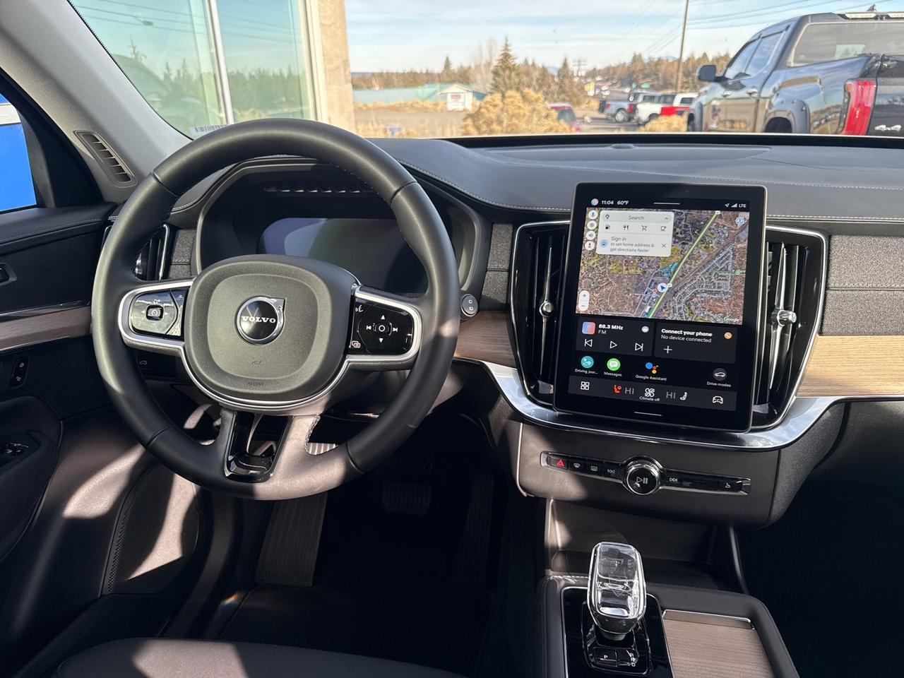 2025 Volvo XC90 B6 Plus 7-Seater Bend OR