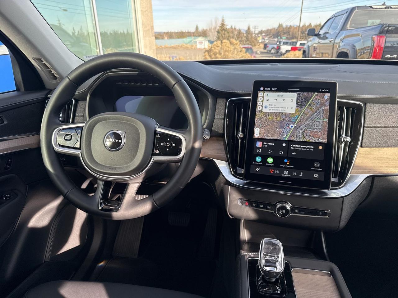 2025 Volvo XC90 B6 Plus 7-Seater Bend OR