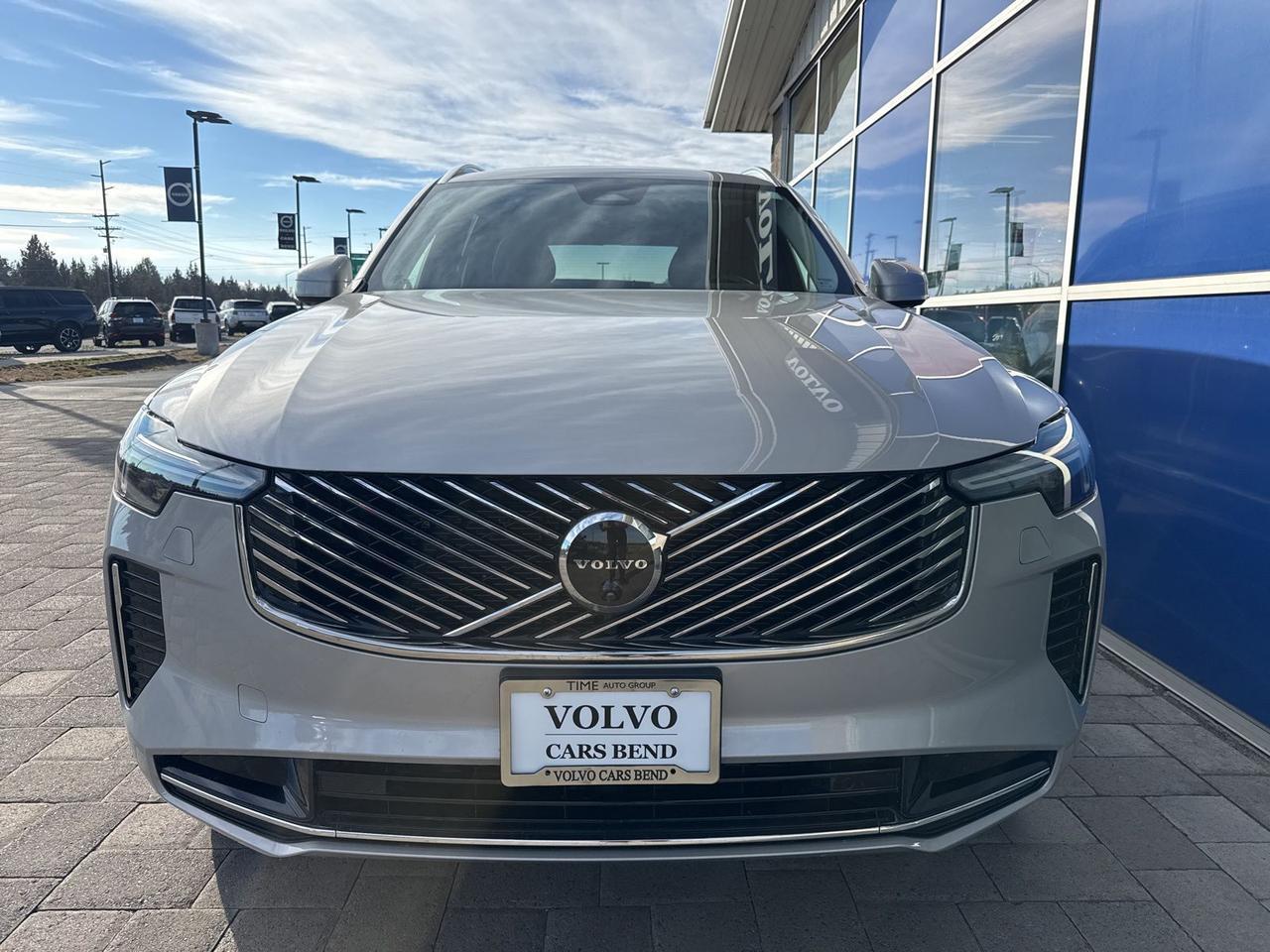 2025 Volvo XC90 B6 Plus 7-Seater Bend OR