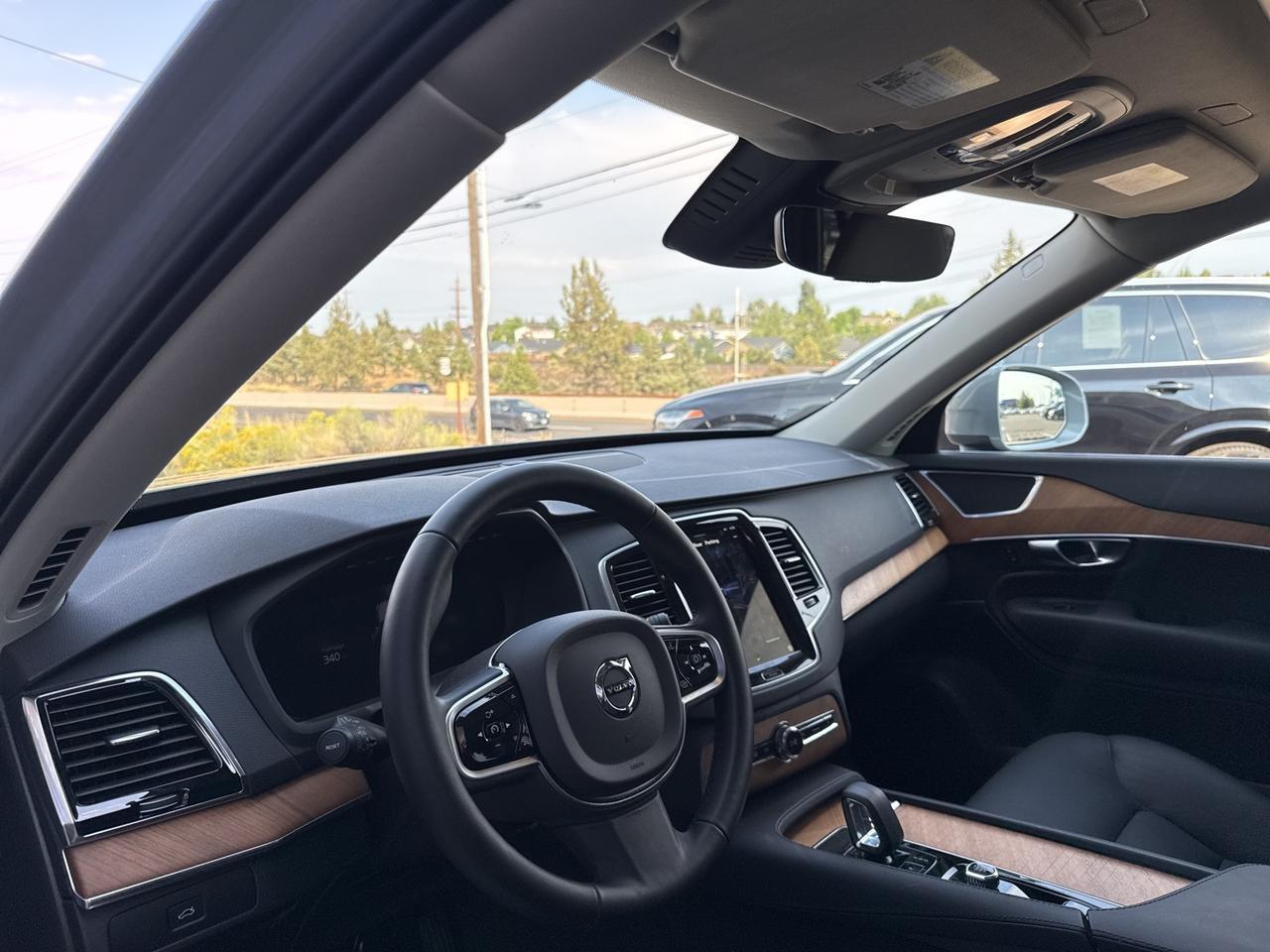 2025 Volvo XC90 B6 Plus 7-Seater Bend OR