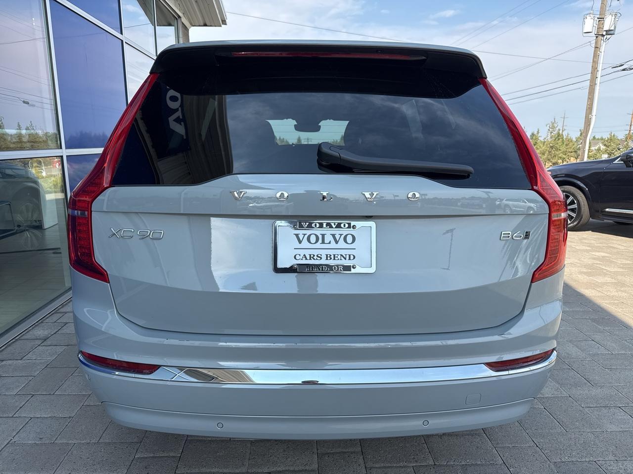 2025 Volvo XC90 B6 Plus 7-Seater Bend OR