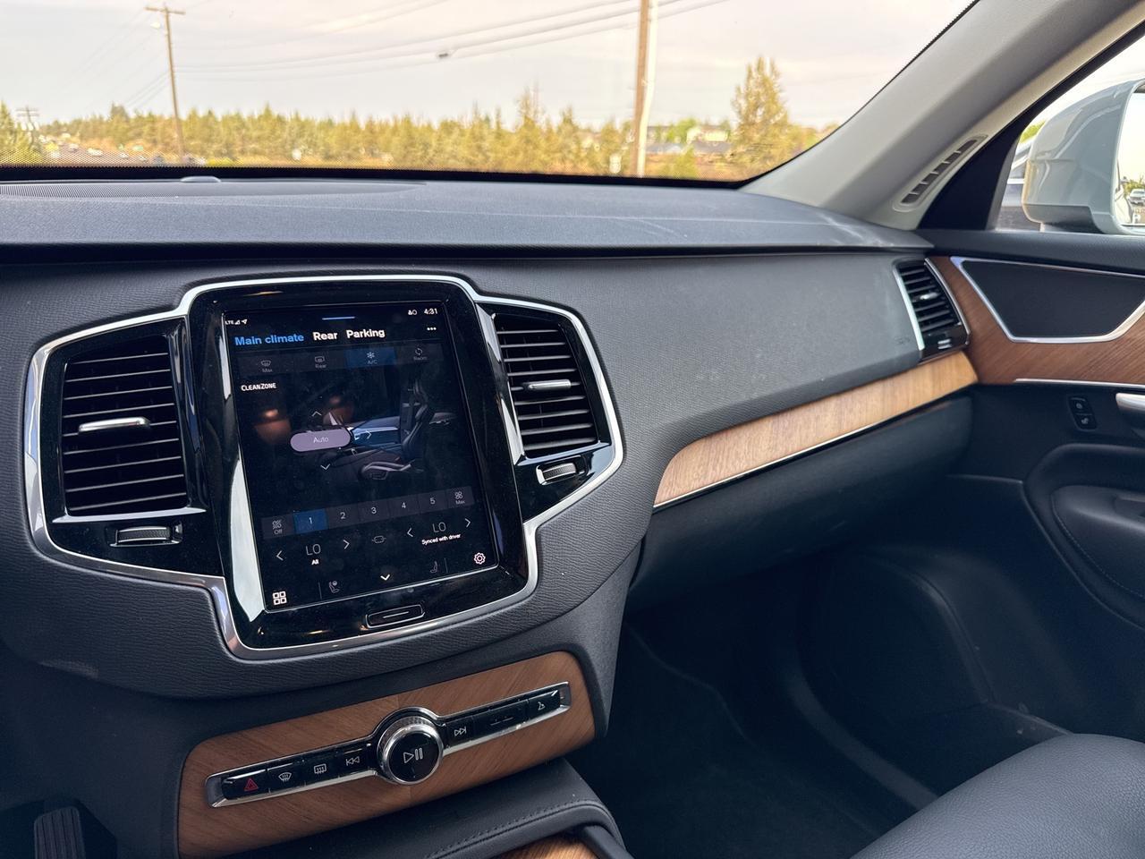 2025 Volvo XC90 B6 Plus 7-Seater Bend OR