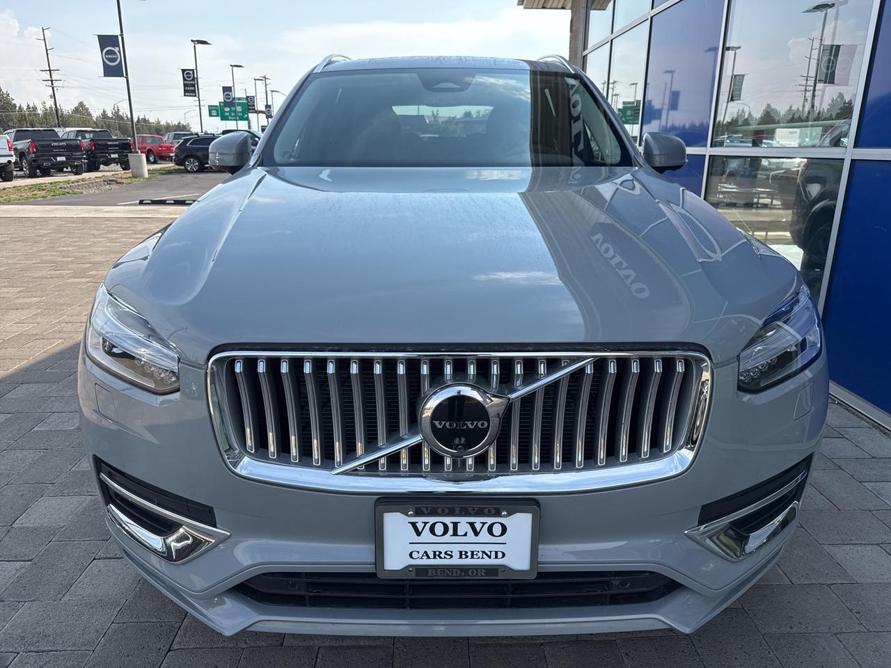 2025 Volvo XC90 B6 Plus 7-Seater Bend OR