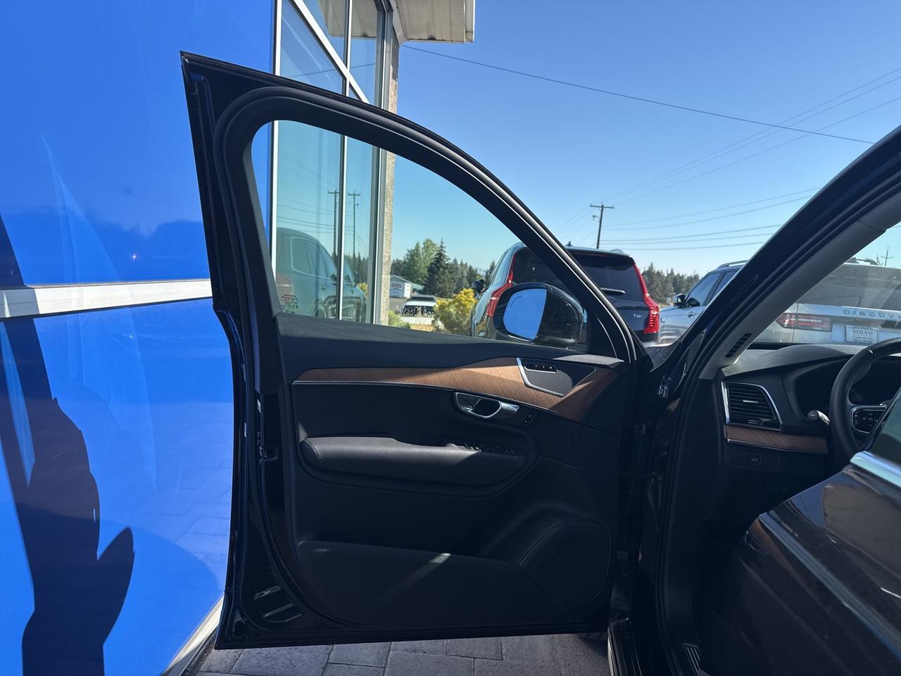2025 Volvo XC90 B6 Plus 7-Seater Bend OR