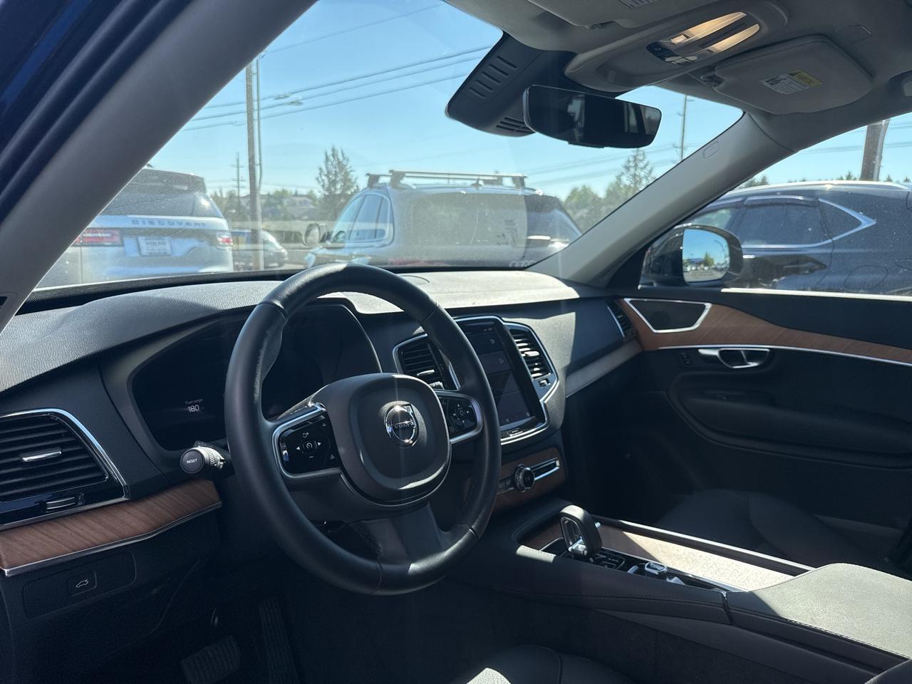 2025 Volvo XC90 B6 Plus 7-Seater Bend OR