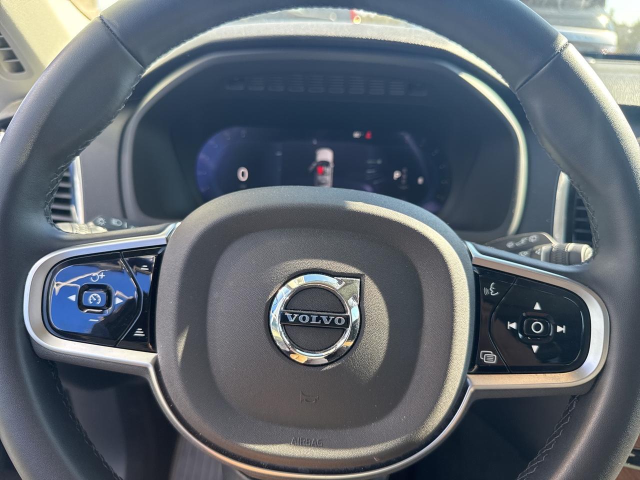 2025 Volvo XC90 B6 Plus 7-Seater Bend OR