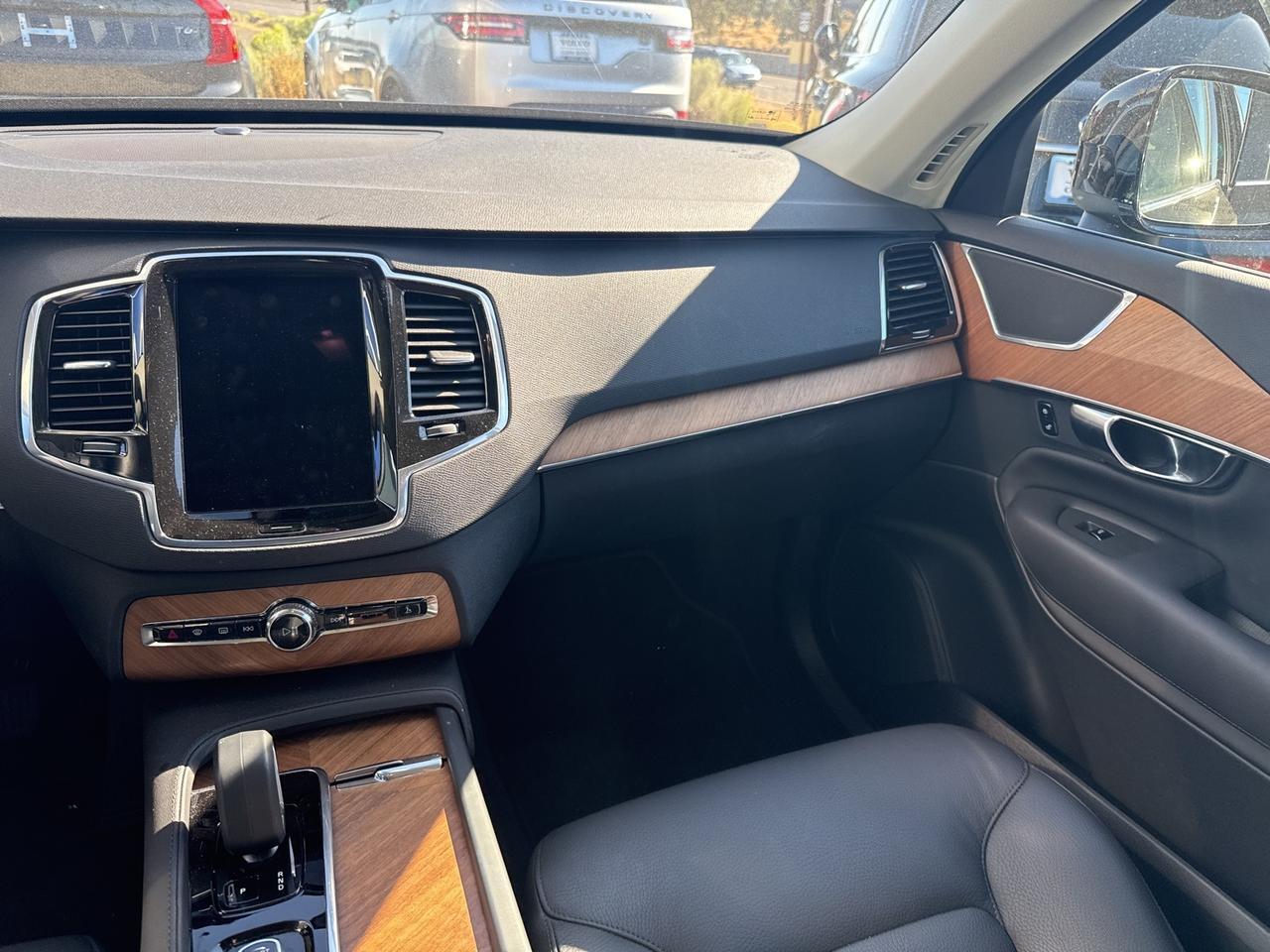 2025 Volvo XC90 B6 Plus 7-Seater Bend OR