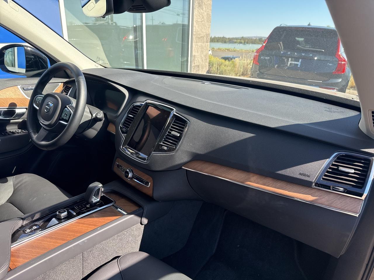 2025 Volvo XC90 B6 Plus 7-Seater Bend OR