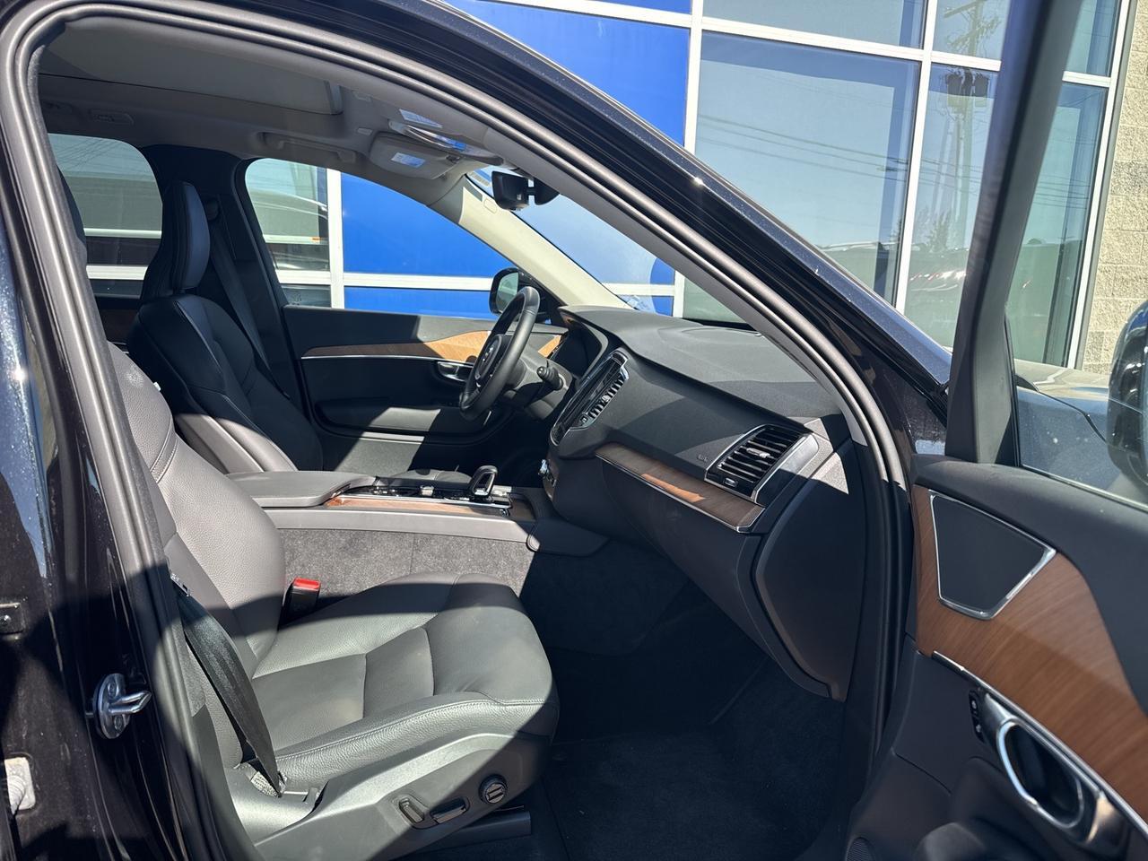 2025 Volvo XC90 B6 Plus 7-Seater Bend OR