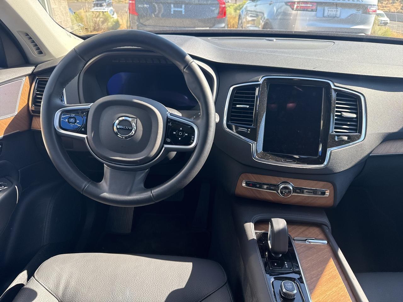 2025 Volvo XC90 B6 Plus 7-Seater Bend OR