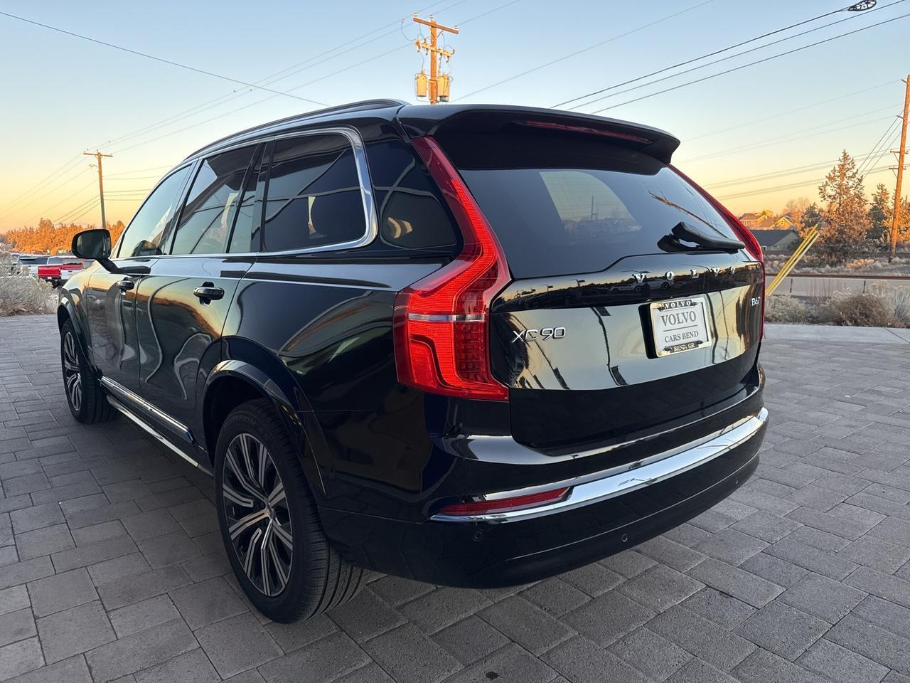 2025 Volvo XC90 B6 Plus 7-Seater Bend OR