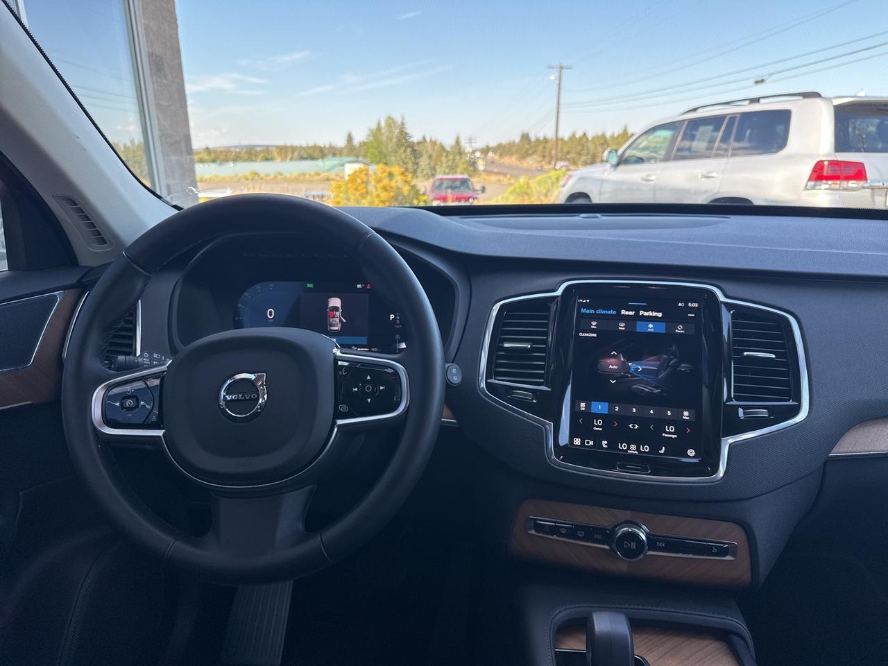2025 Volvo XC90 B6 Plus 7-Seater Bend OR