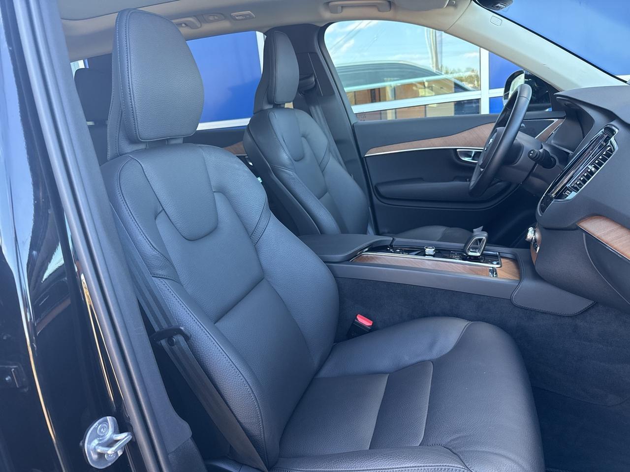 2025 Volvo XC90 B6 Plus 7-Seater Bend OR