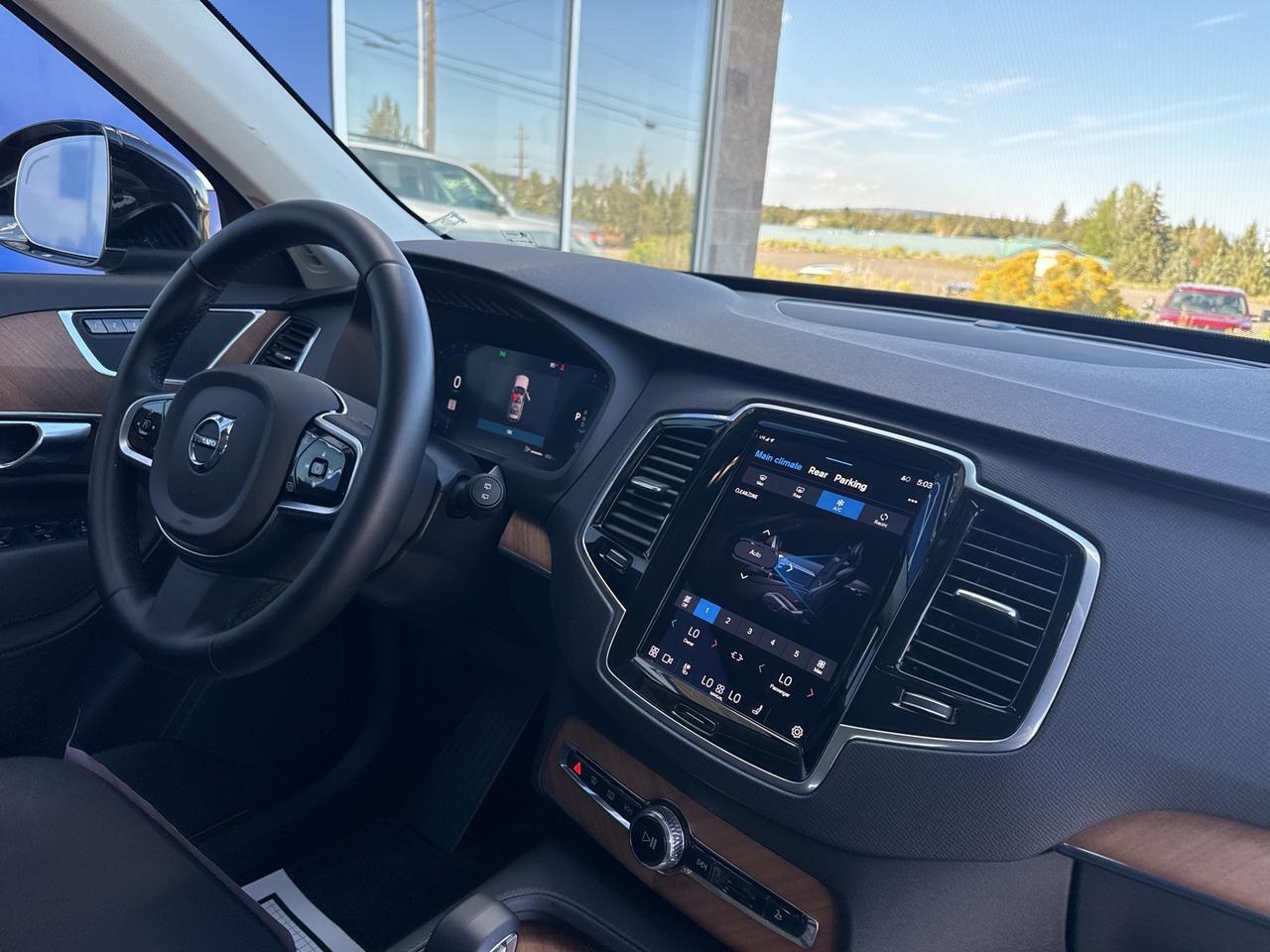 2025 Volvo XC90 B6 Plus 7-Seater Bend OR