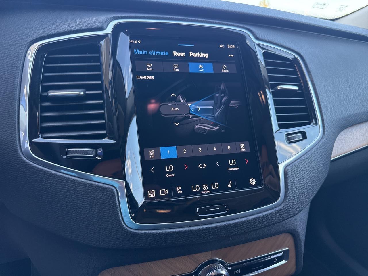 2025 Volvo XC90 B6 Plus 7-Seater Bend OR
