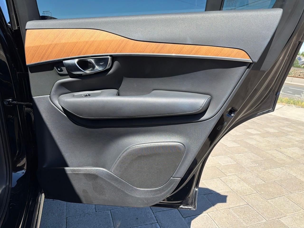 2025 Volvo XC90 B6 Plus 7-Seater Bend OR