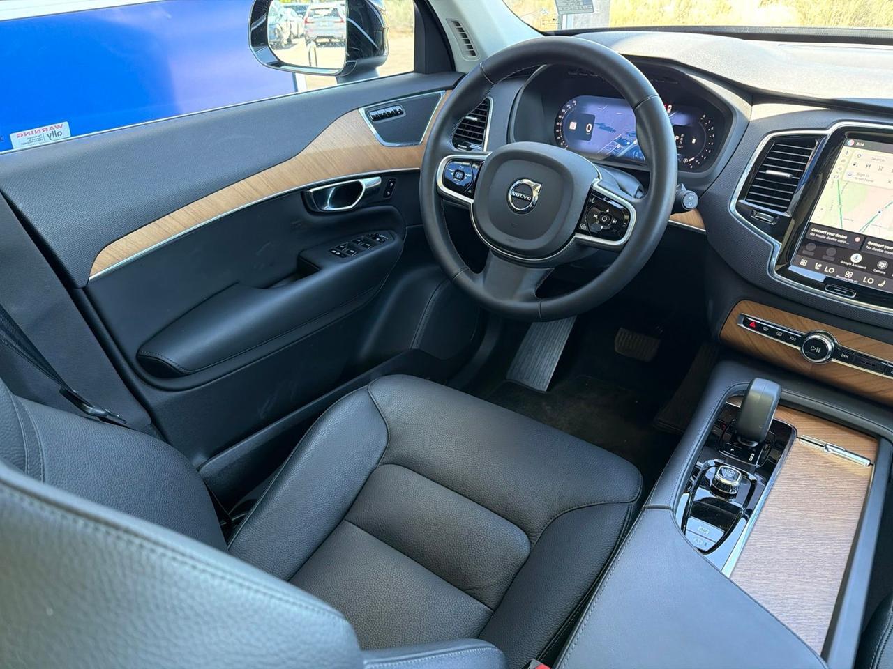 2025 Volvo XC90 B6 Plus 7-Seater Bend OR