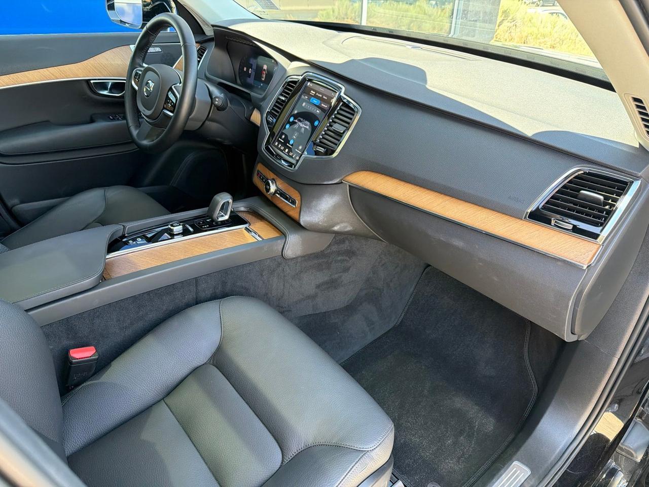 2025 Volvo XC90 B6 Plus 7-Seater Bend OR