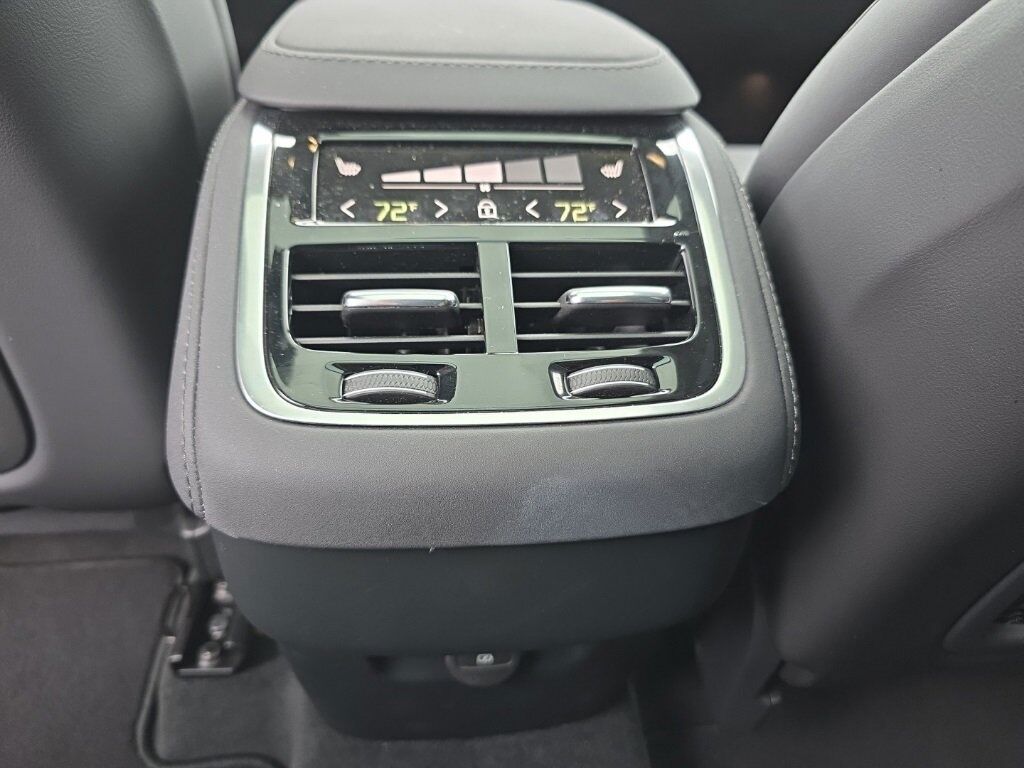 2025 Volvo XC90 B6 Plus 7-Seater Hunt Valley MD