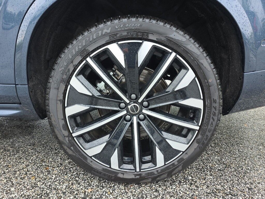 2025 Volvo XC90 B6 Plus 7-Seater Hunt Valley MD