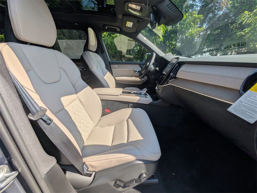 2025 Volvo XC90 B6 Plus 7-Seater Hunt Valley MD