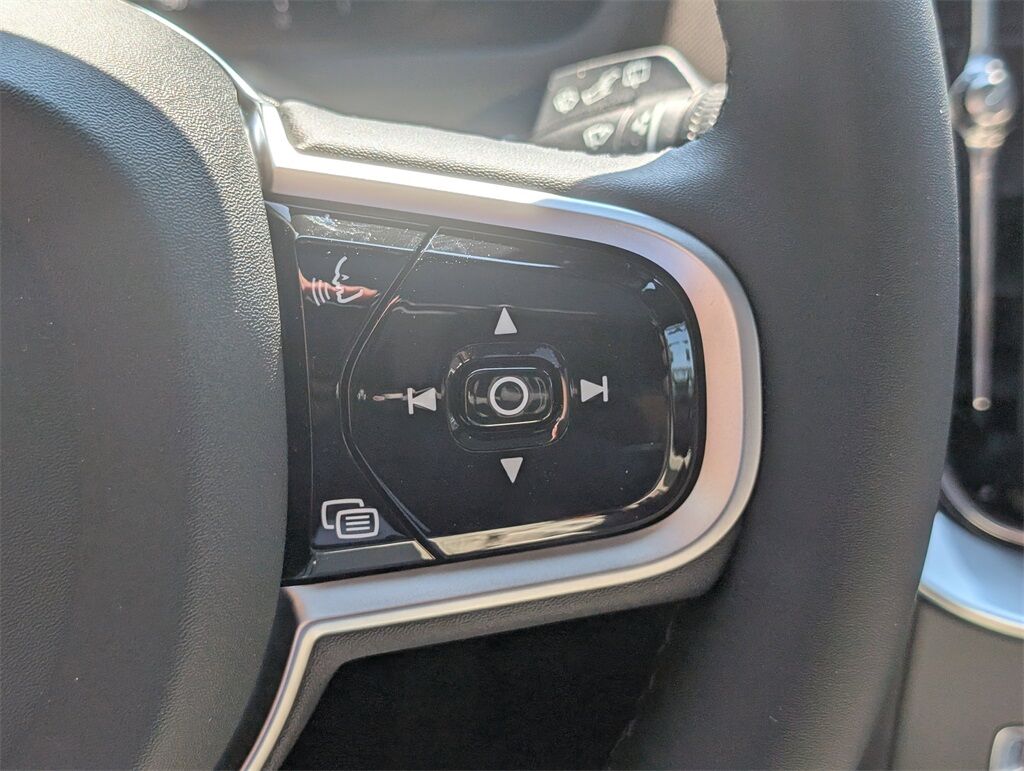 2025 Volvo XC90 B6 Plus 7-Seater Hunt Valley MD