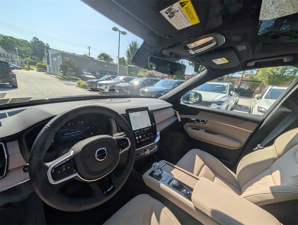 2025 Volvo XC90 B6 Plus 7-Seater Hunt Valley MD