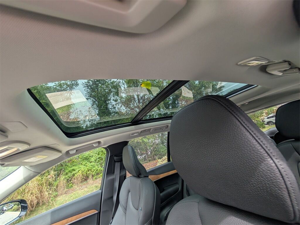 2025 Volvo XC90 B6 Plus 7-Seater Hunt Valley MD