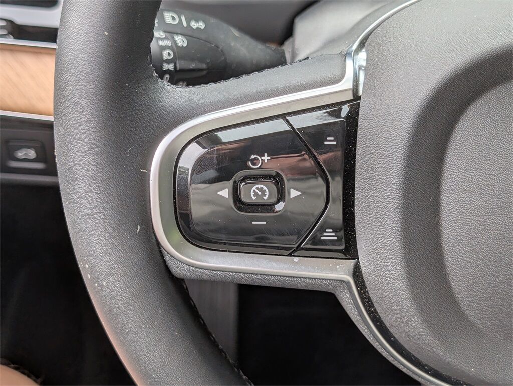 2025 Volvo XC90 B6 Plus 7-Seater Hunt Valley MD