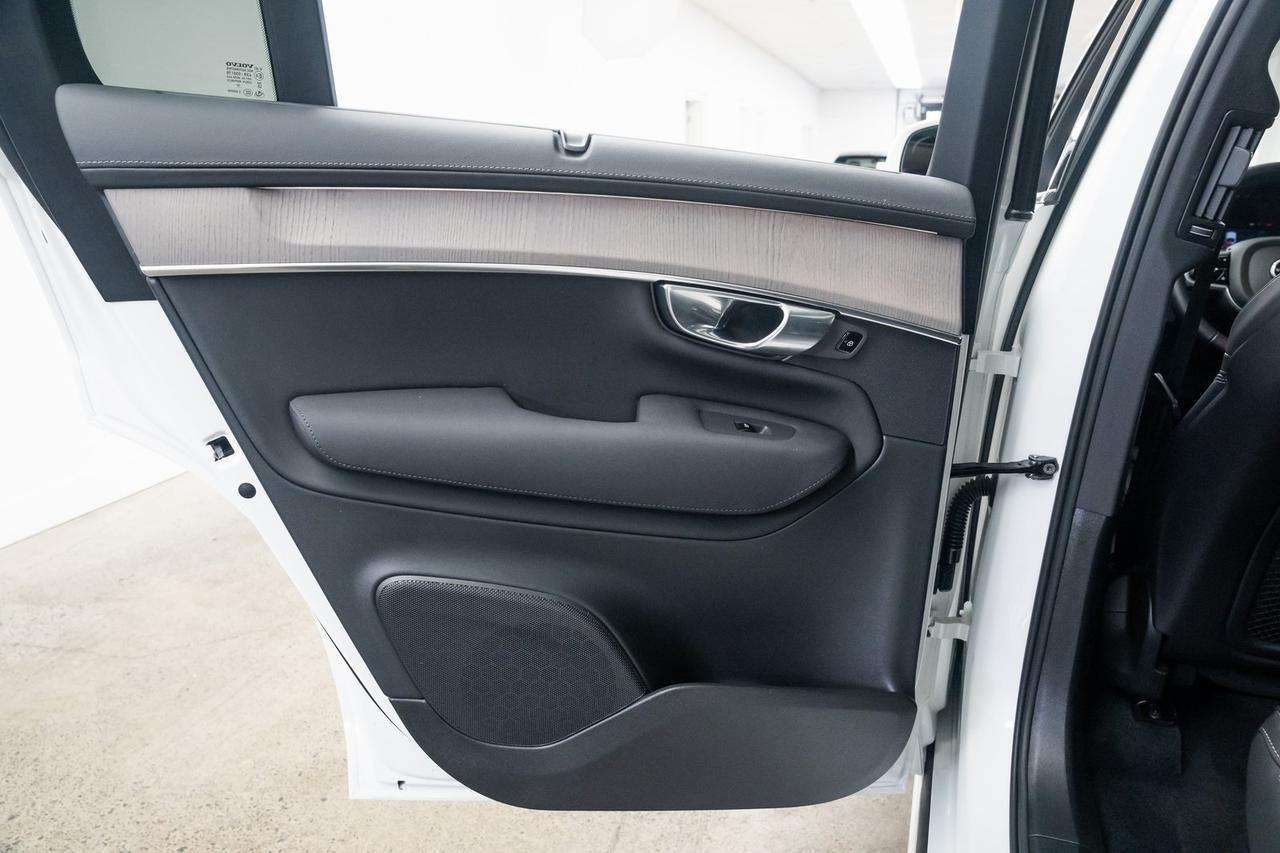 2025 Volvo XC90 B6 Ultra 1 Owner Vented Seats Harman/Kardon Audio Portland OR