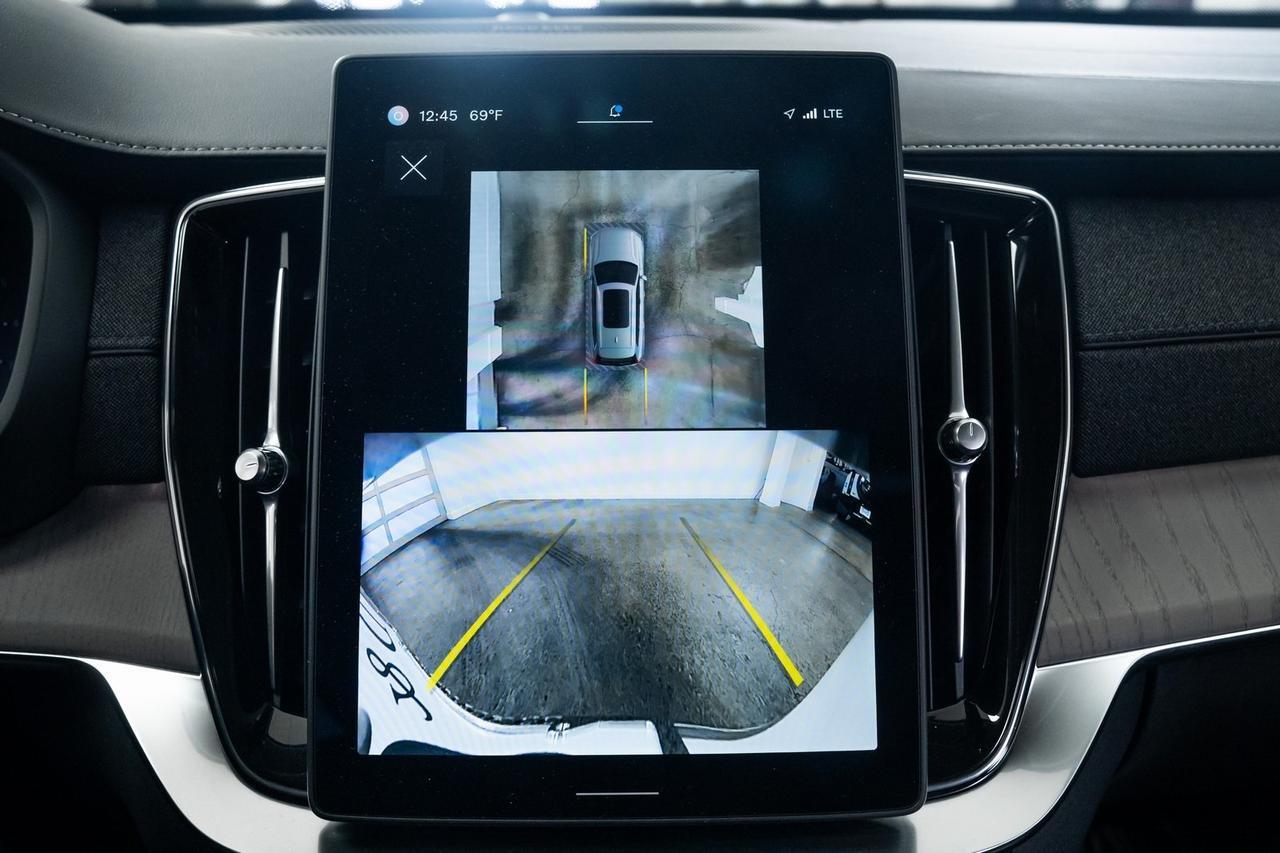 2025 Volvo XC90 B6 Ultra 1 Owner Vented Seats Harman/Kardon Audio Portland OR