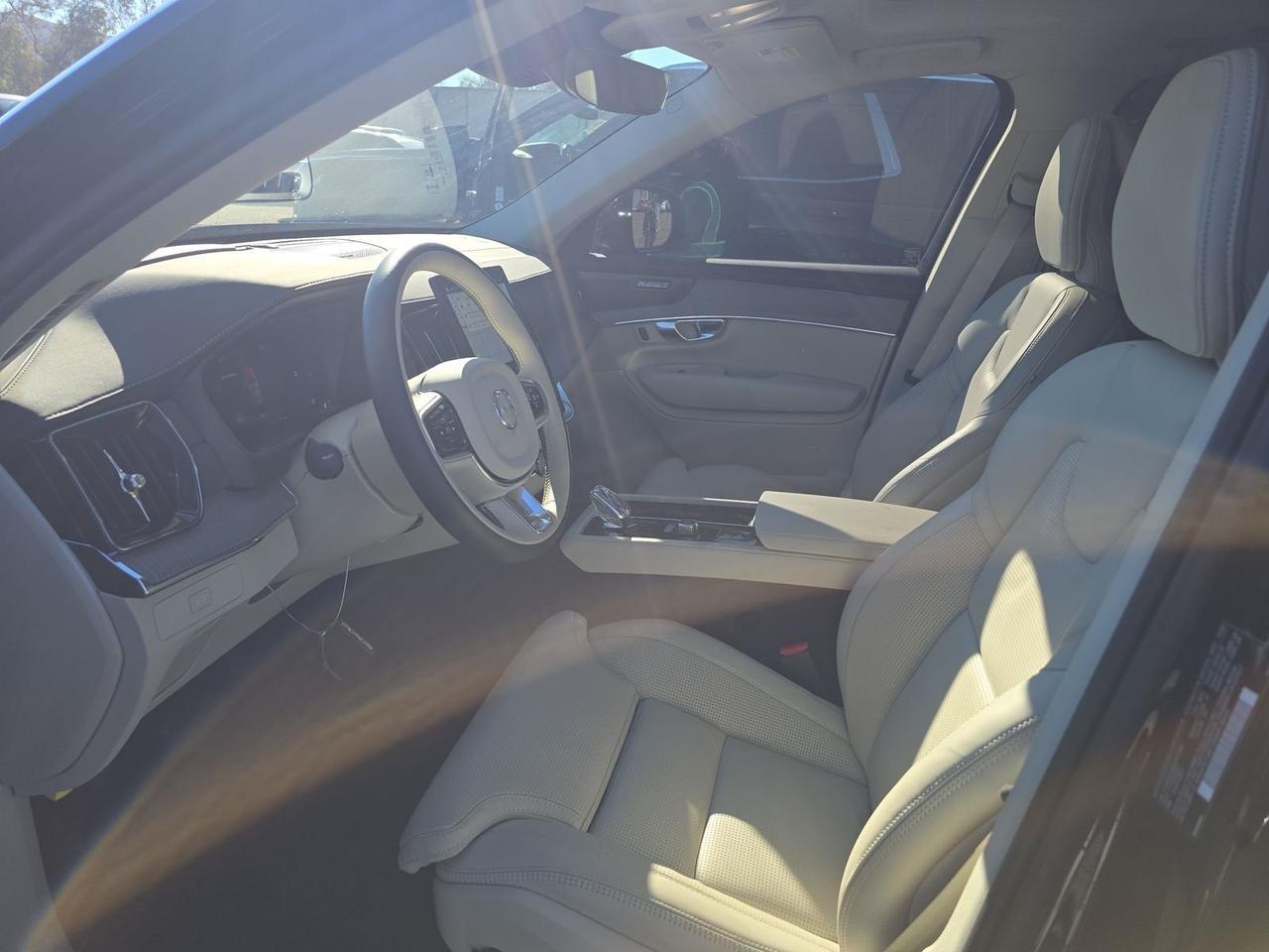 2025 Volvo XC90 B6 Ultra 2025.5 Head-Up Display Surround View Camera Portland OR