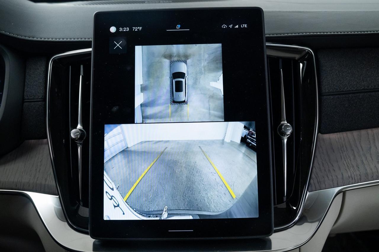 2025 Volvo XC90 B6 Ultra Heated Seats Head-Up Display Portland OR