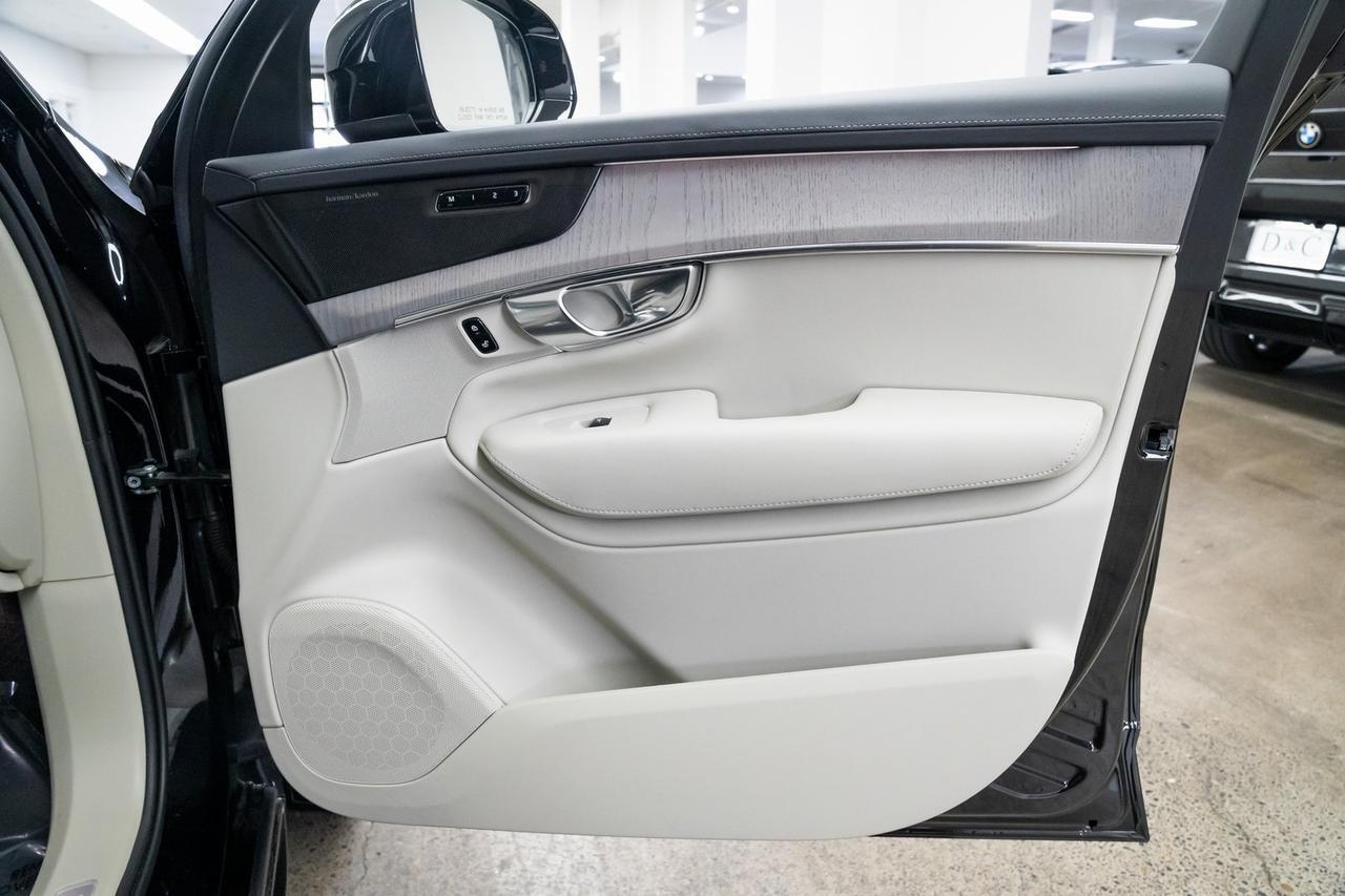 2025 Volvo XC90 B6 Ultra Heated Seats Head-Up Display Portland OR