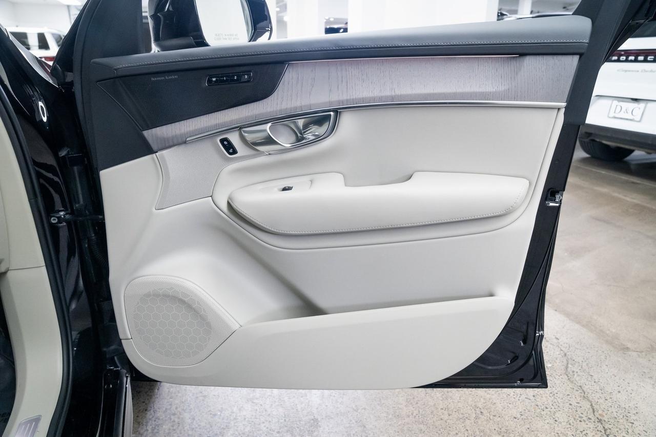 2025 Volvo XC90 B6 Ultra Heated Seats Head-Up Display Portland OR