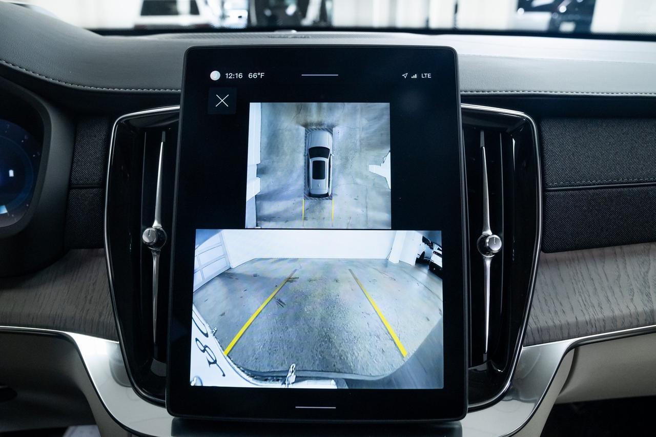 2025 Volvo XC90 B6 Ultra Heated Seats Head-Up Display Portland OR