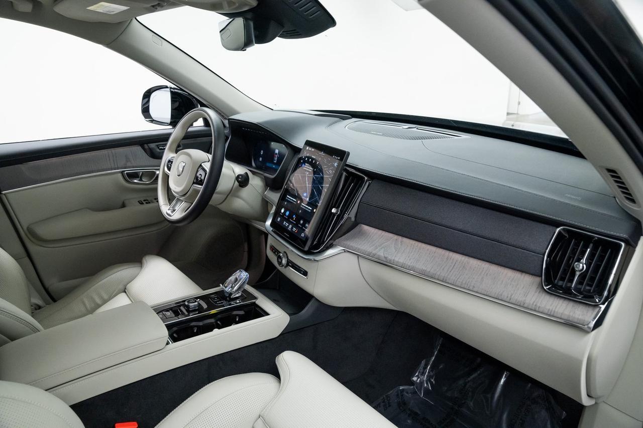 2025 Volvo XC90 B6 Ultra Heated Seats Head-Up Display Portland OR