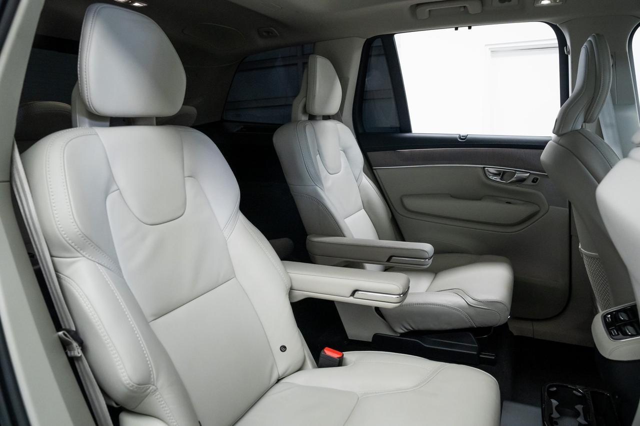 2025 Volvo XC90 B6 Ultra Heated Seats Head-Up Display Portland OR