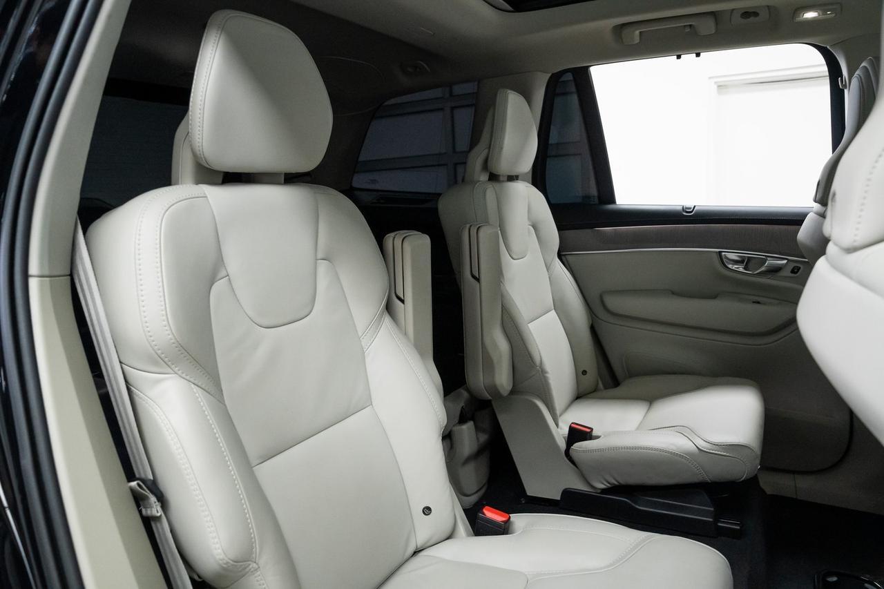 2025 Volvo XC90 B6 Ultra Heated Seats Head-Up Display Portland OR