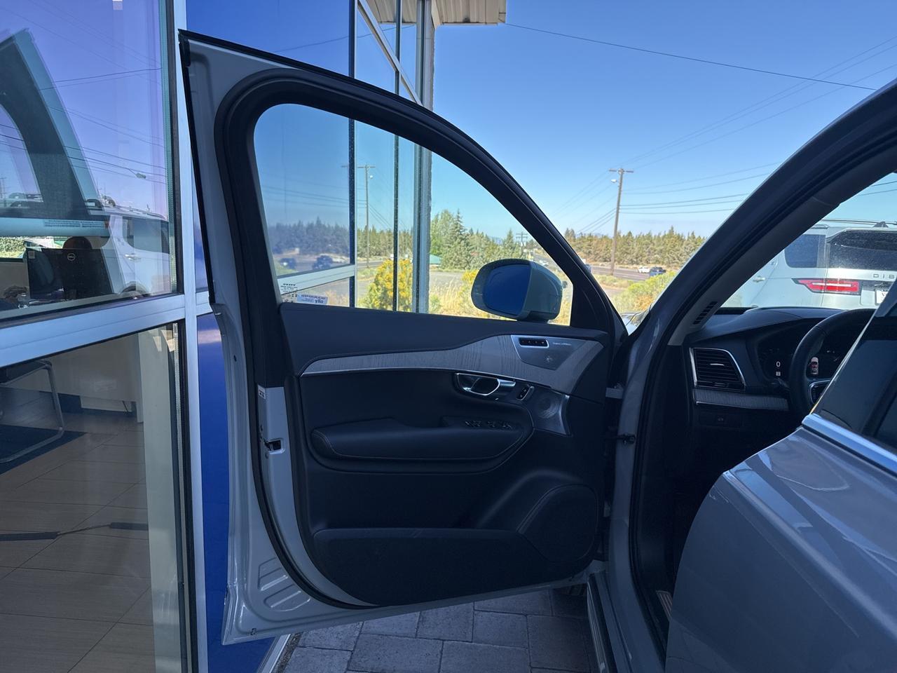 2025 Volvo XC90 B6 Ultra Bend OR