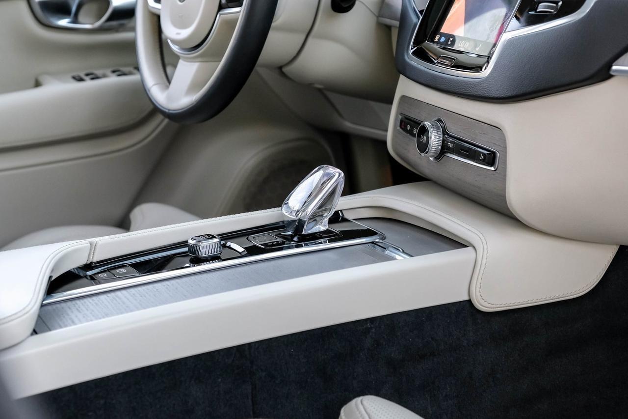 2025 Volvo XC90 B6 Ultra Richardson TX