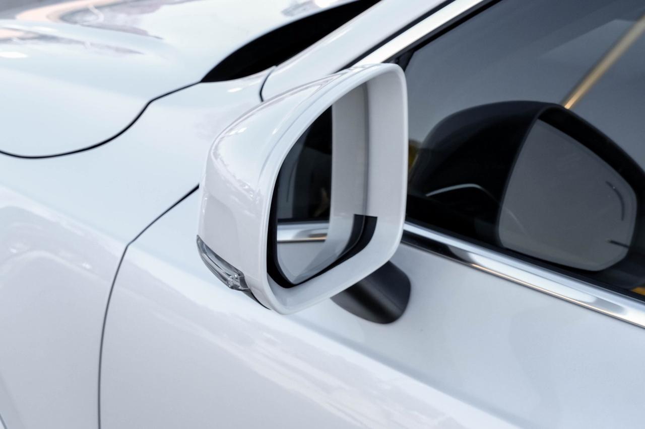 2025 Volvo XC90 B6 Ultra Richardson TX