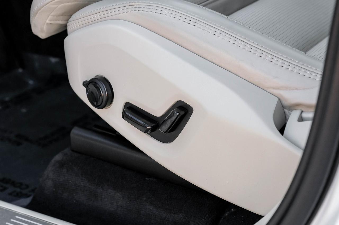 2025 Volvo XC90 B6 Ultra Richardson TX