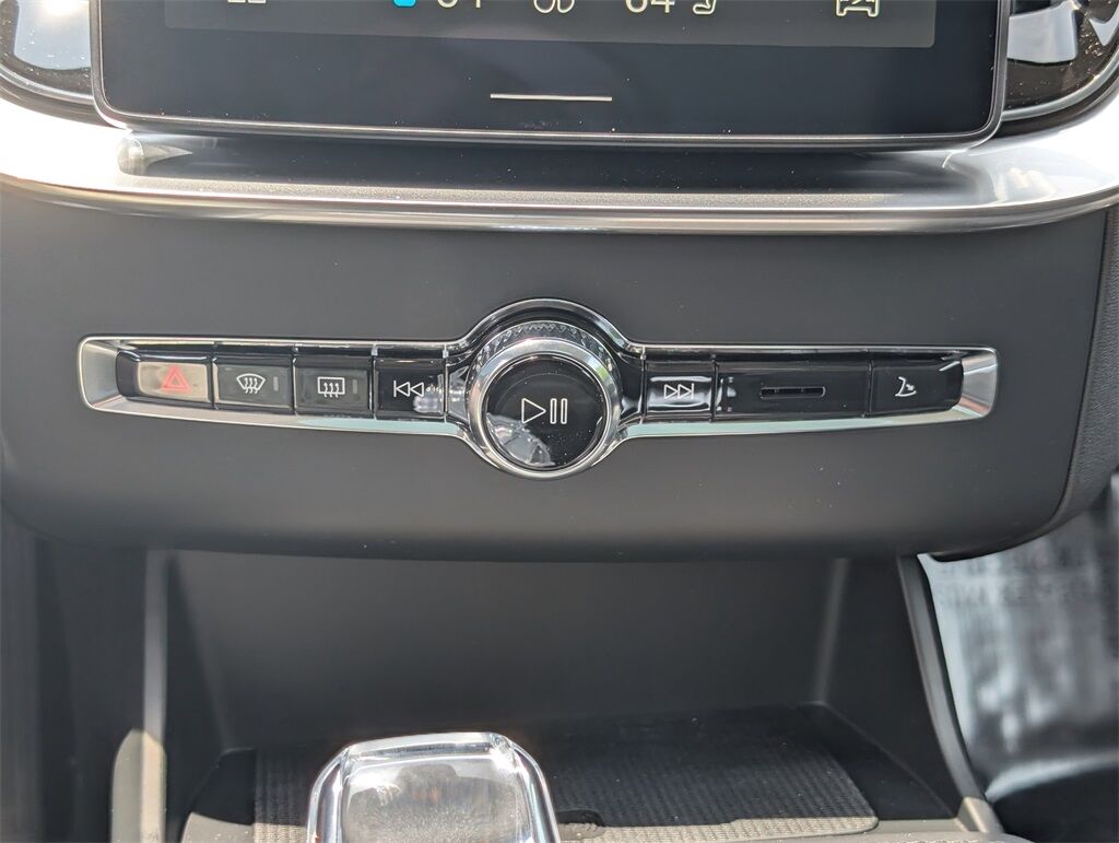 2025 Volvo XC90 B6 Ultra Hunt Valley MD