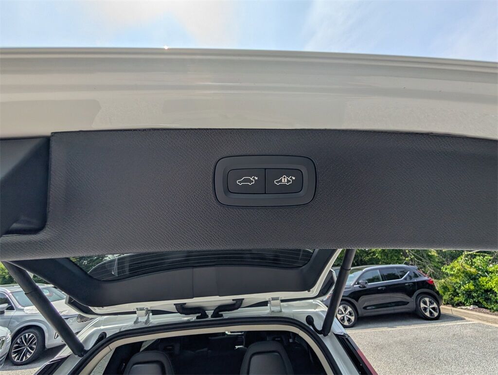 2025 Volvo XC90 B6 Ultra Hunt Valley MD